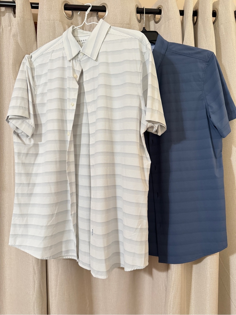 Perry Ellis in motion Short-Sleeve Button-Down in Light Gray & Navy - 2